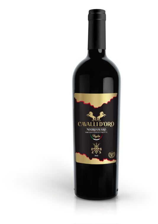 bottiglia di vino cavalli d'oro Negroamaro